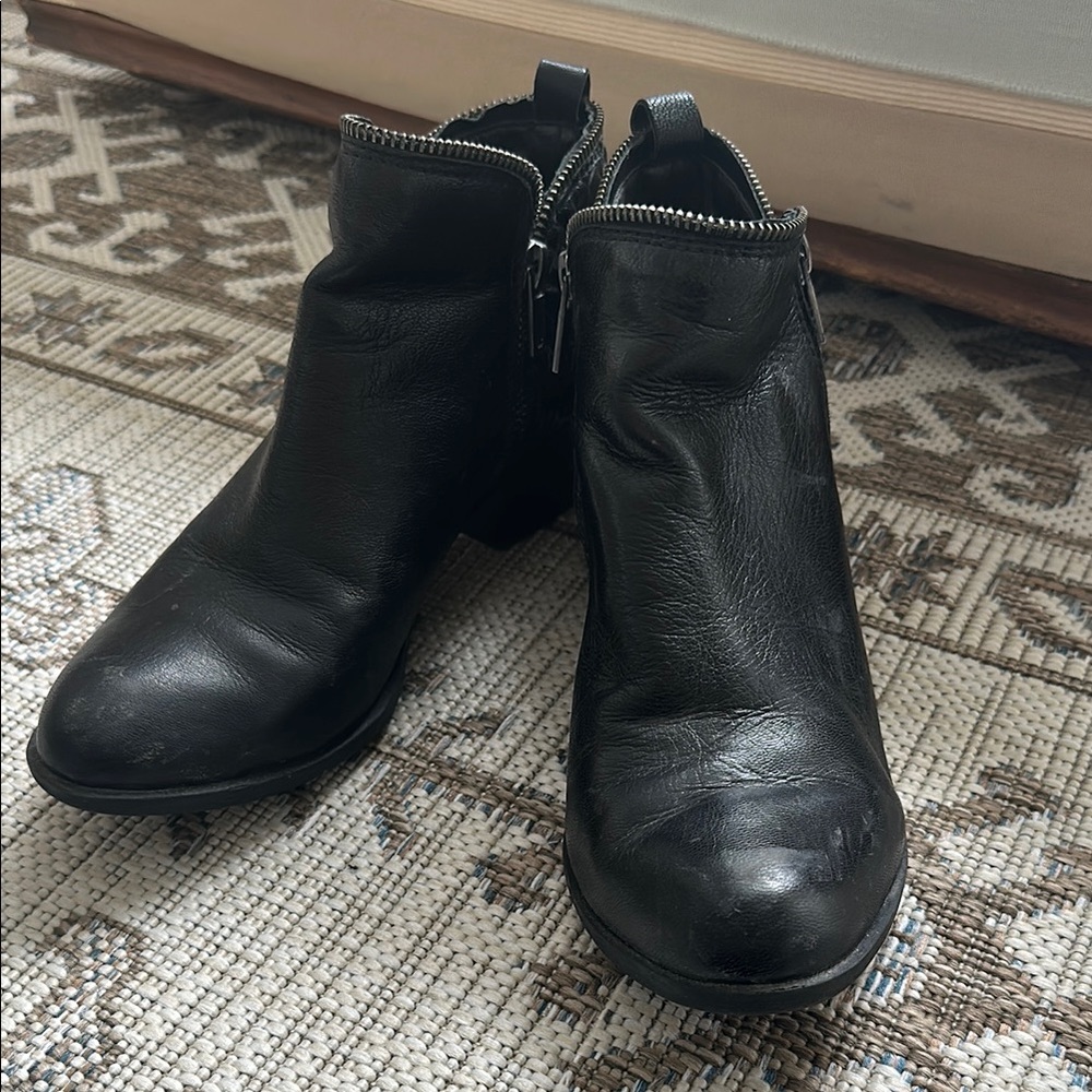 Lucky Brand Bartalino Quilted Black Leather Double Zip Ankle Booties Size 8.5